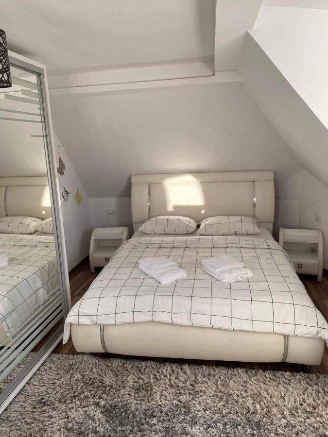 Apartament Ema Bistriţa Eksteriør billede